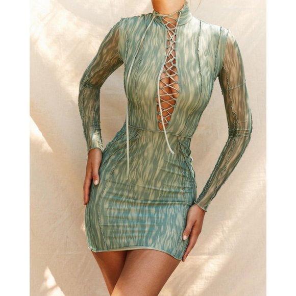 ๐HP๐ New House of CB Dylan Ivy Sexy Mesh Lace Up Long Sleeve Mini Dress Large - Picture 2 of 15